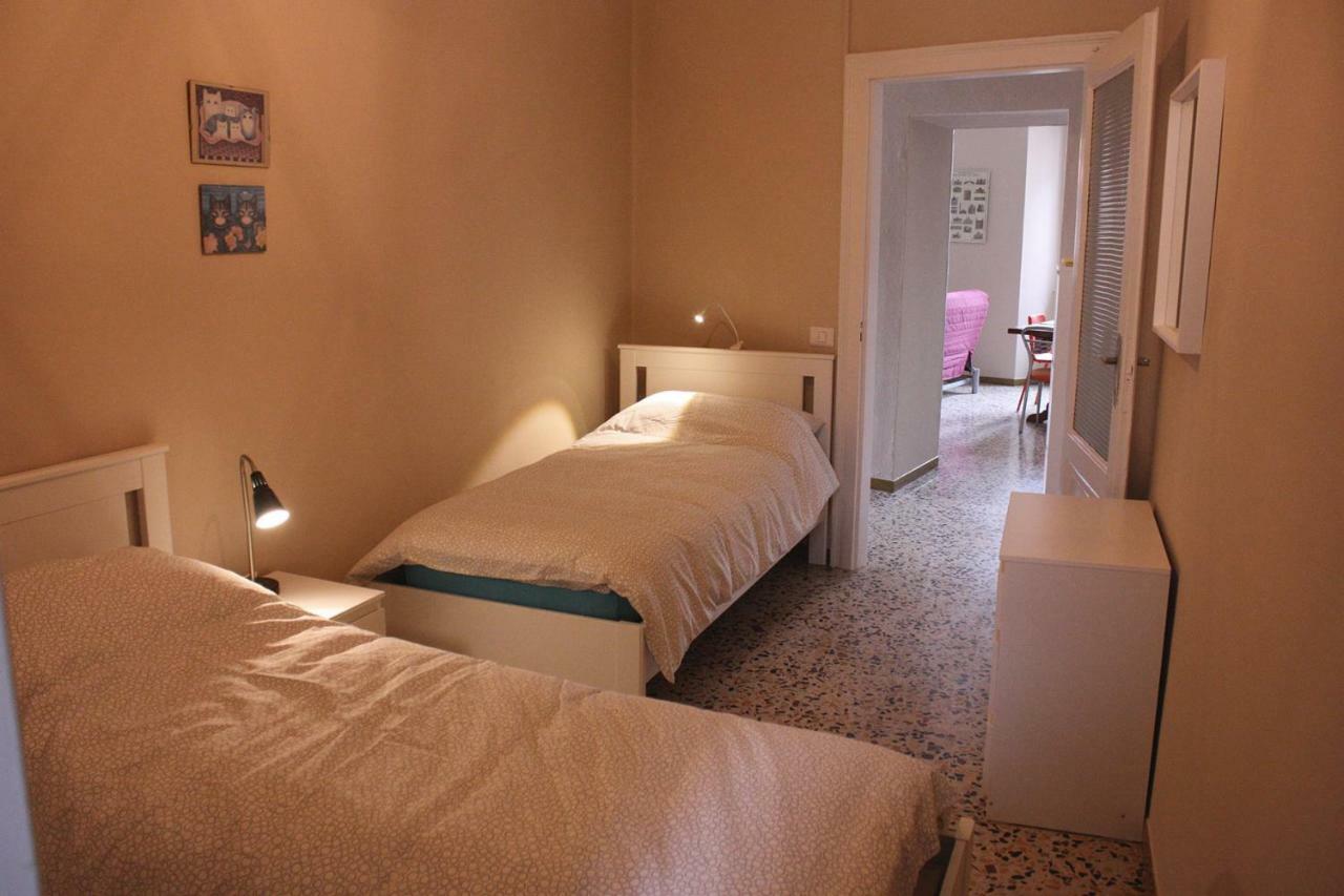 Casa Dennis Lägenhet Cannobio Exteriör bild