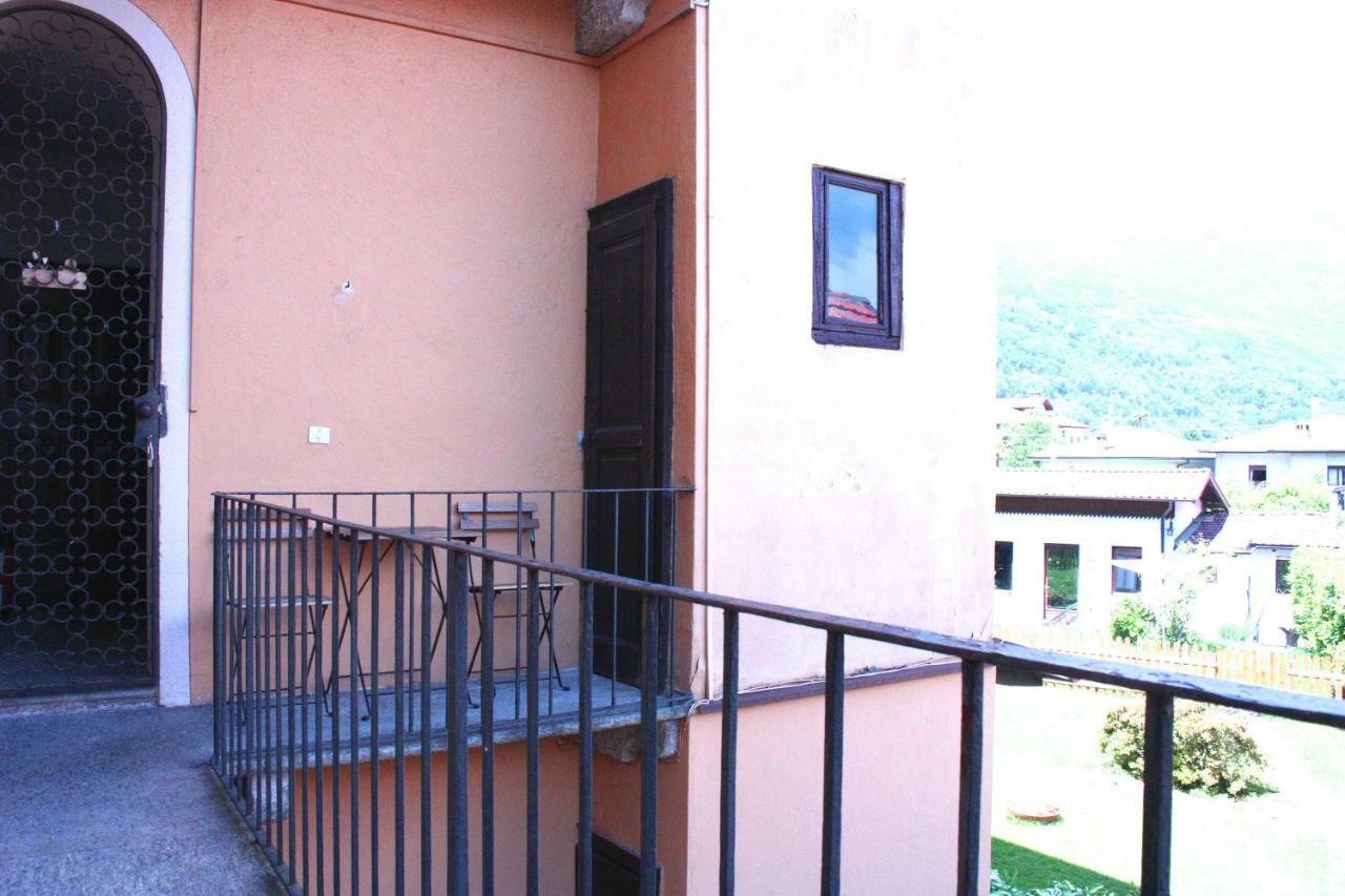 Casa Dennis Lägenhet Cannobio Exteriör bild